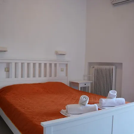 Dionyssos Hotel
